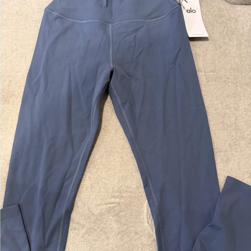 ALO Yoga Soft Sculpt Leggings in Blue